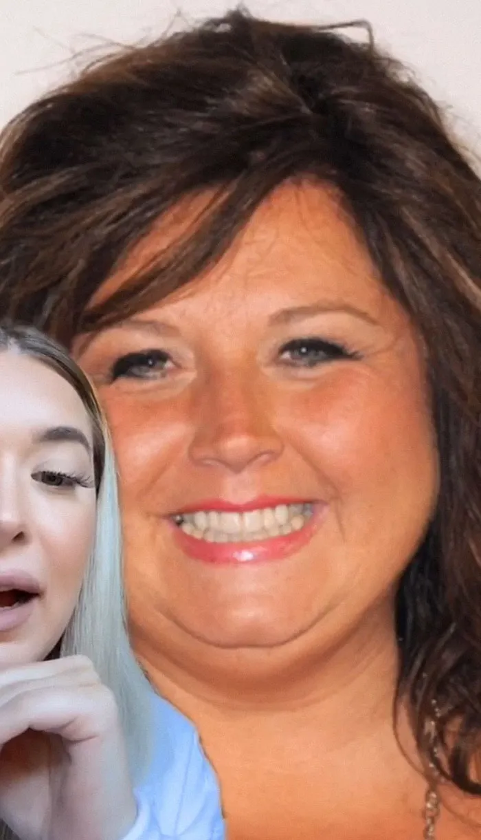 Abby Lee Miller - Descrita por una empleada de una Apple Store