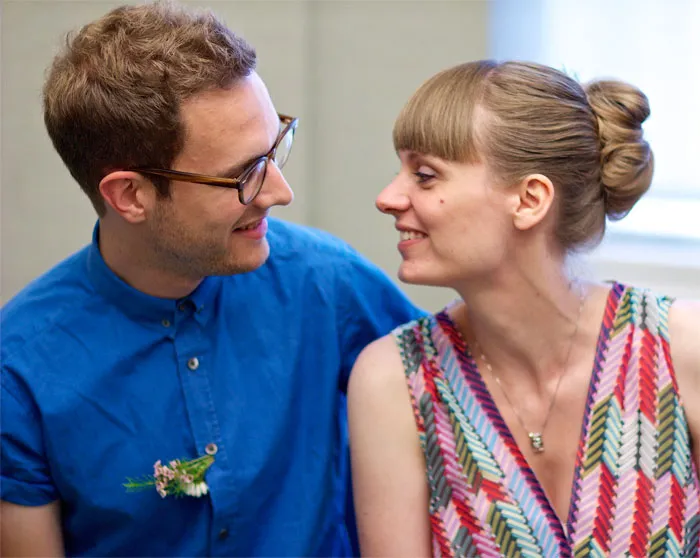 25 mujeres compartieron las mejores técnicas de flirteo que lograron enamorarlas