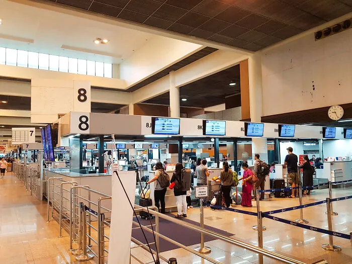 Estos pilotos y auxiliares de vuelo comparten 25 cosas molestas que hacen los pasajeros