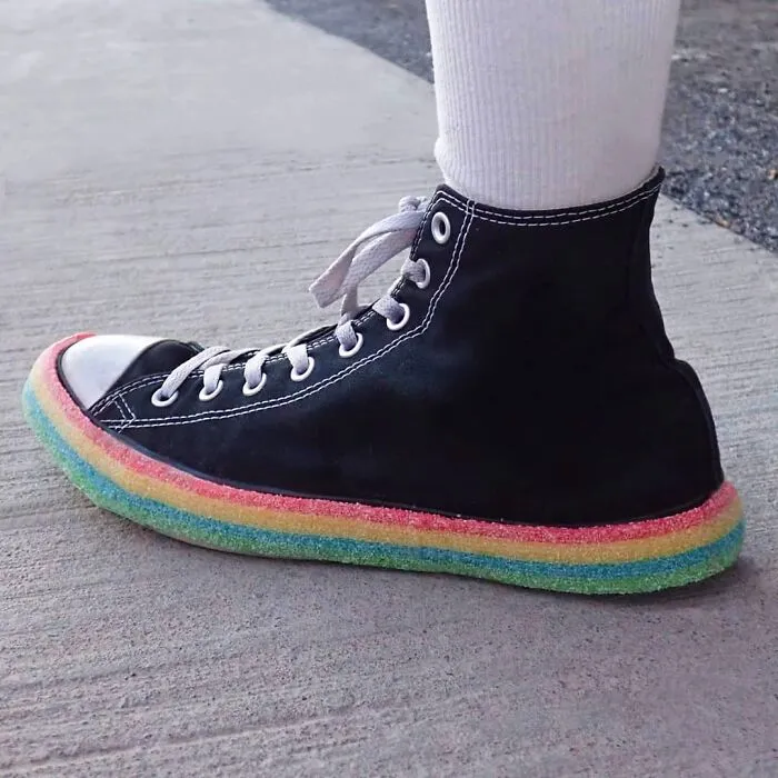 30 Style Accessories Made From The Most Random Stuff You Can Find In Your Home By This Canadian Artist