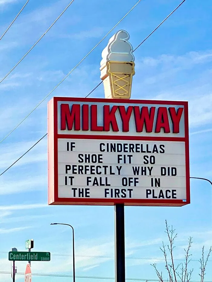 This Ice Cream Shop Is Winning The Funny Sign Game (21 Pics)