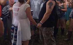 People Are Sharing Pics From The Most Tasteless Weddings They've Been To