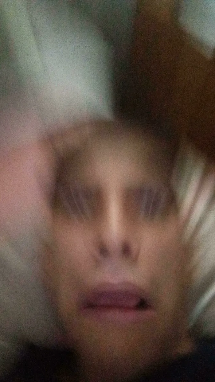 Mi teléfono tomó esta foto cuando se cayó en mi cara