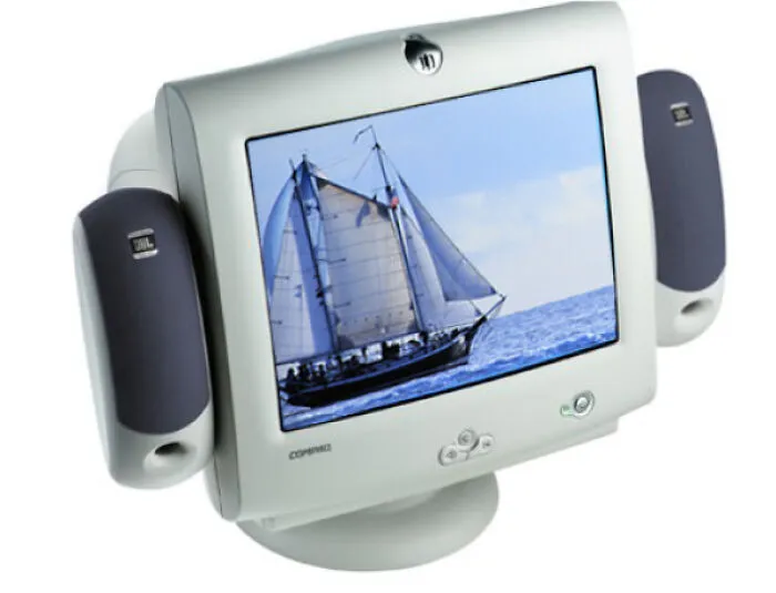  Altavoces que se unían al monitor