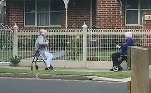 50 Times Neighbors Acted So Wholesomely, It Restored These People's Faith In Humanity