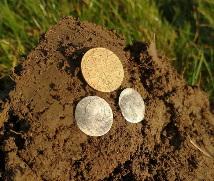 Today Was A Good Day. 1715 Gold Guinea, And Two 1696 Silver Sixpences