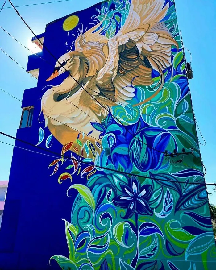 Muralist Brings Buildings To Life By Covering Them In Huge Wildlife Art (30 Pics)