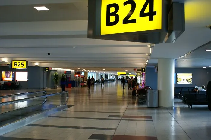 Estos pilotos y auxiliares de vuelo comparten 25 cosas molestas que hacen los pasajeros
