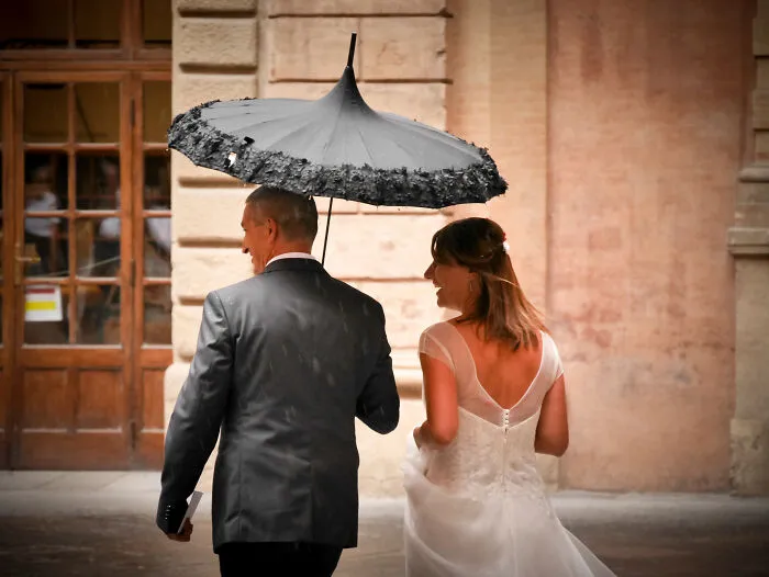 30 Of The Most Humorous, Bizarre, And Deep “Shower Thoughts” On Marriage, As Shared By Users In This Online Group