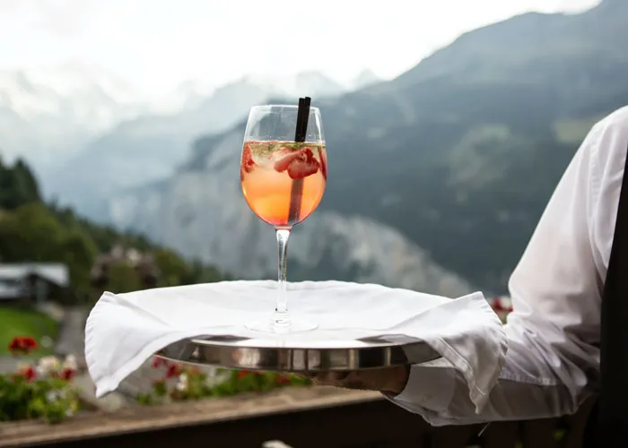 30 Hotel Workers Share What Things They Wish Guests Would Stop Doing, And It's Disgusting That They Have To Deal With Such Things