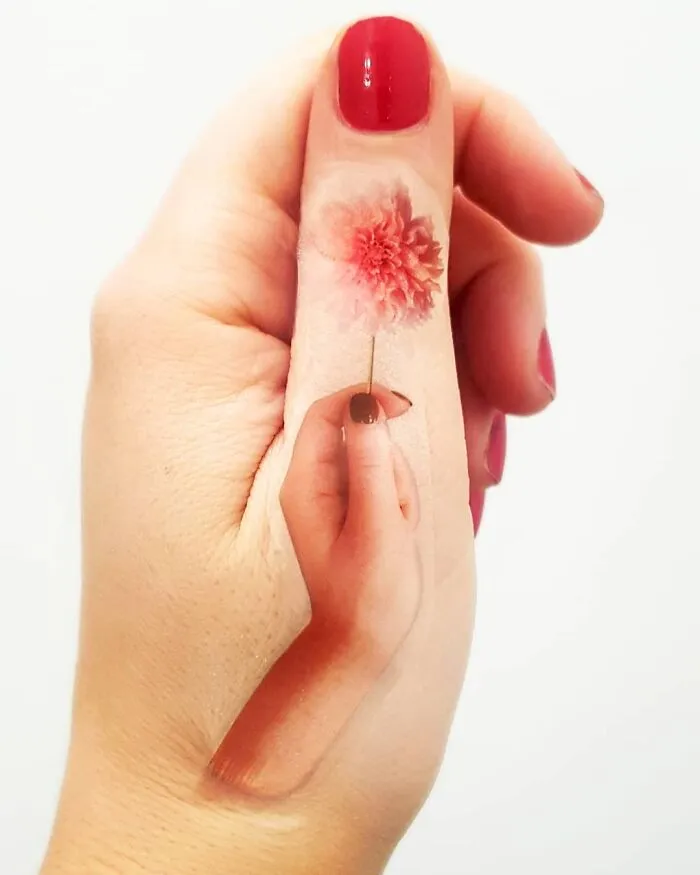 Artist Uses Her Hands As A Canvas To Show Her Hidden Worlds (39 Pics)