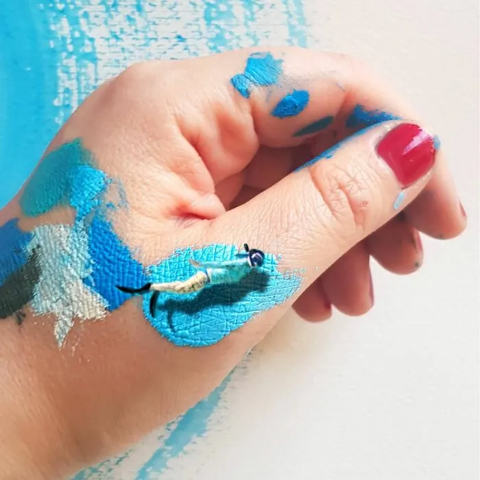 Artist Uses Her Hands As A Canvas To Show Her Hidden Worlds (39 Pics)