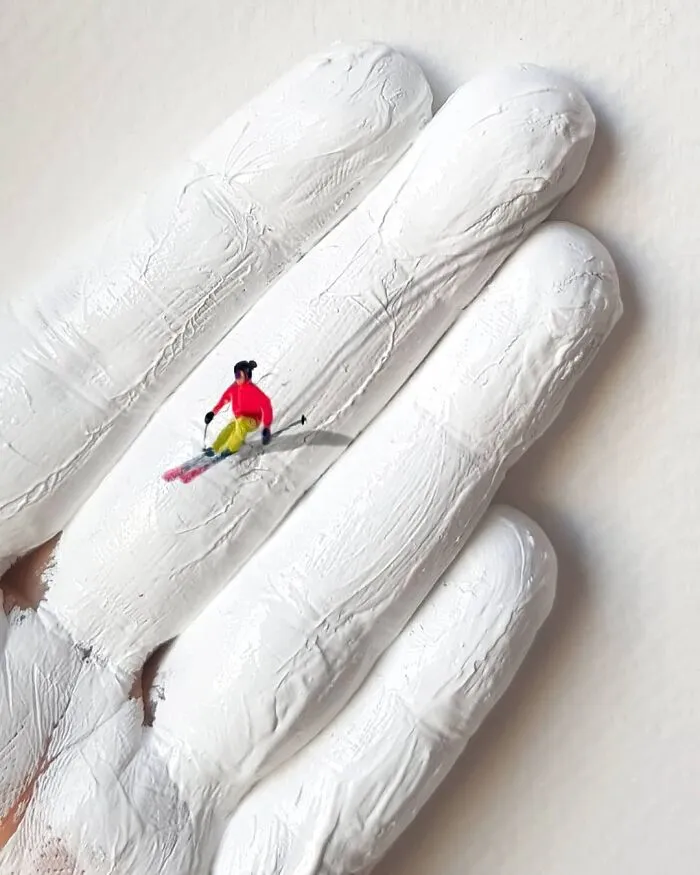 Artist Uses Her Hands As A Canvas To Show Her Hidden Worlds (39 Pics)