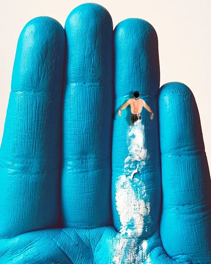 Artist Uses Her Hands As A Canvas To Show Her Hidden Worlds (39 Pics)