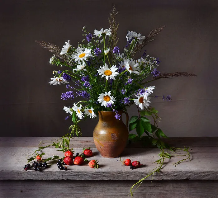 I Show The Fleeting Nature Of Life With My 17 Still Life Photographs