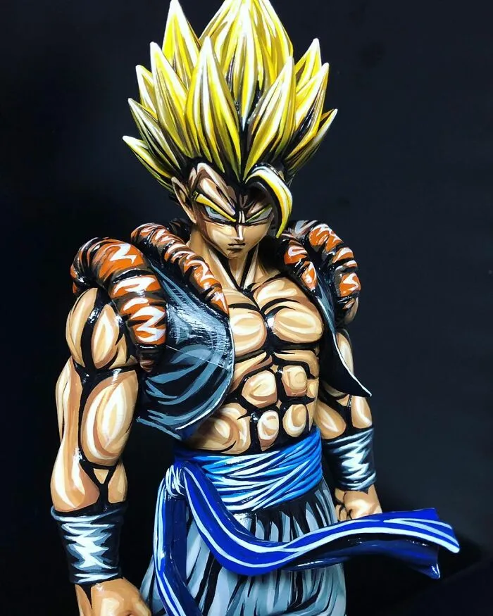 Artist Transforms Generic Anime Figurines And They Look Like They Escaped A Manga (43 Pics)