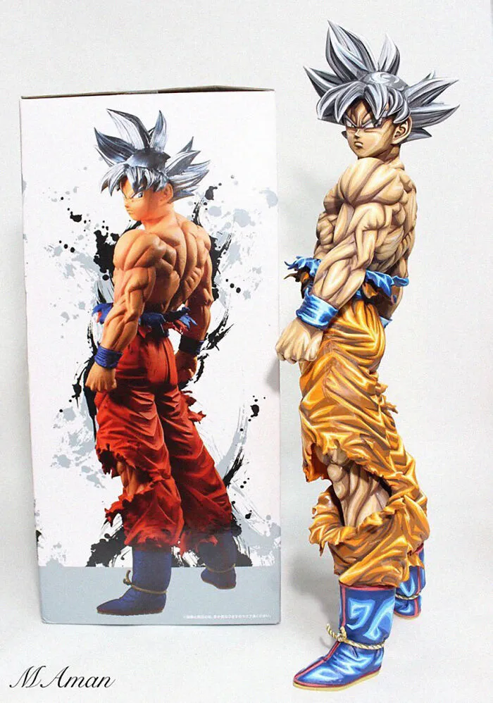 Artist Transforms Generic Anime Figurines And They Look Like They Escaped A Manga (43 Pics)