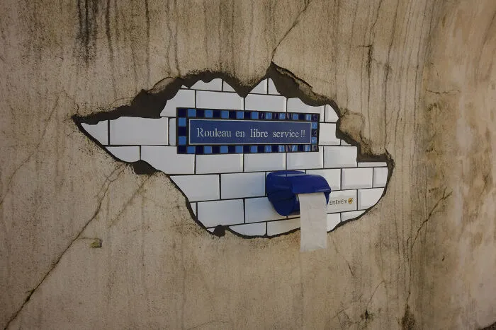 Artist Mends Cracked Sidewalks, Potholes And Buildings Using Vibrant Mosaics, And Here Are His Best 30 Works
