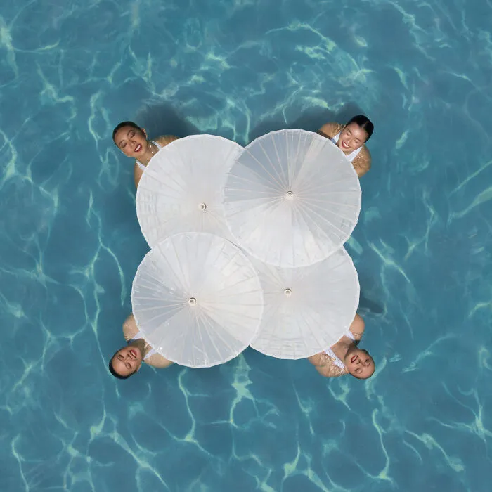Parasol Peek