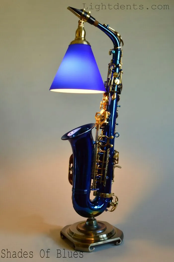 Artist Transforms Discarded Music Instruments And Other Vintage Items Into Lamps (66 Pics)