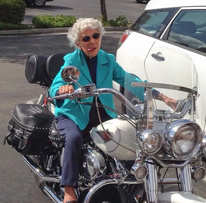 My 106-Year-Old Great-Great-Grand-Aunt On Her 105th Birthday. She Acts Like She's Hardly 80