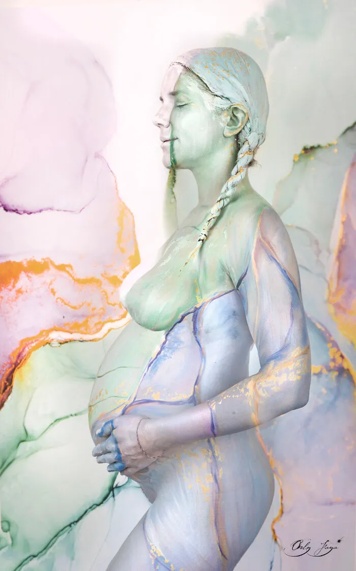 Birthing Colours Of Life