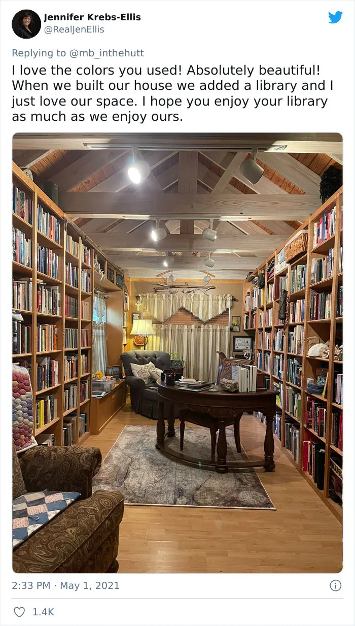 21 People Responded By Showing Their Home Libraries When A Twitter User Shared She Just Finished Hers