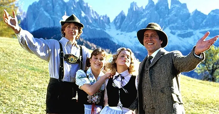 'What Does Hollywood Get Wrong About Your Home Country?': 35 People Expose Lazy Writing Stereotypes