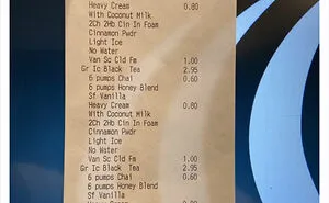 Frustrated Starbucks Baristas Are Shaming Jerk Customers Who Order Drinks That Are 'Very Extra' (30 Pics)