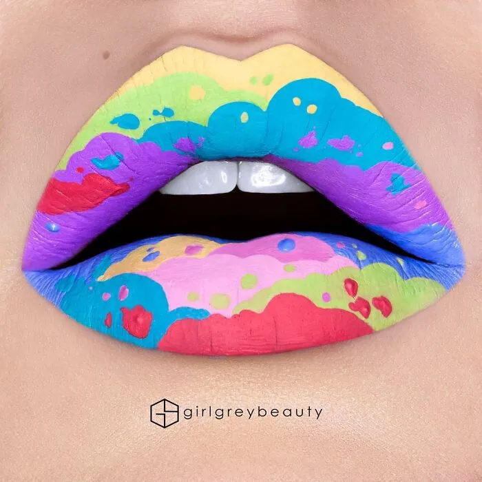 La maquilladora Andrea Reed convierte sus labios en obras de arte y estos son los 40 diseños más deslumbrantes