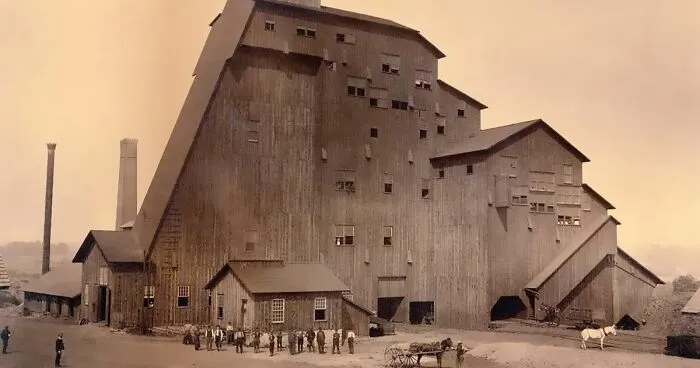 35 Interesting Buildings That Got Lost As The World Changed, Posted On 'Lost Architecture'