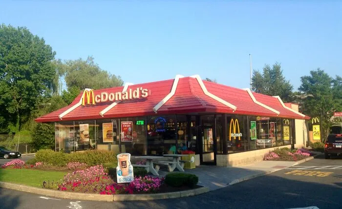 People Are Revealing How They Grew Up Poor Without Actually Saying It (40 Pics)