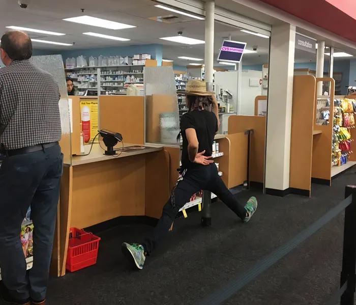 This Instagram Page Is Solely Dedicated To People Standing Weirdly In Public, And Here Are 40 Of The Best Pics