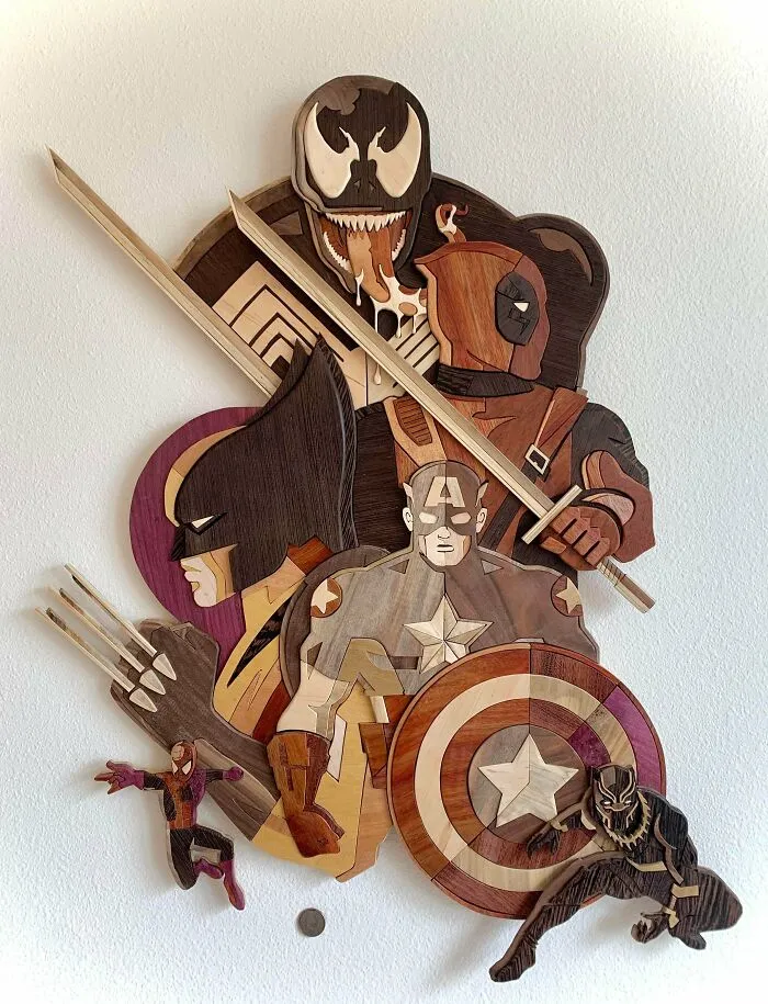 El caos de Marvel. Hecho de diferentes maderas. Todo natural, sin tintes. Colaboración con Tom Whalen. 3'x2'