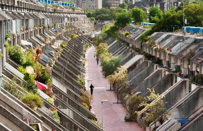 Apartamentos brutalistas en Camden, Londres