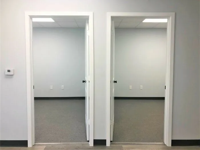 8821