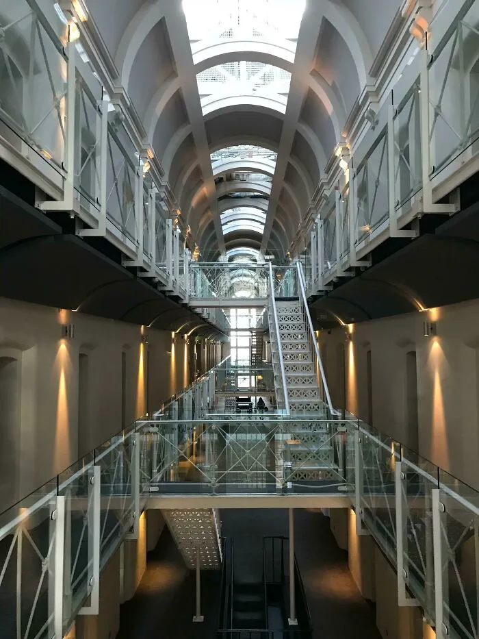Este hotel es una antigua prisión