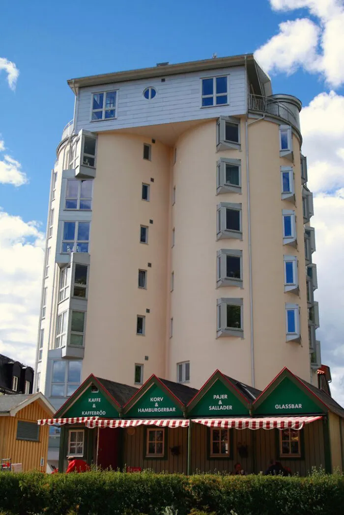 Antiguo silo en Söderköping, Suecia, reconvertido en vivienda