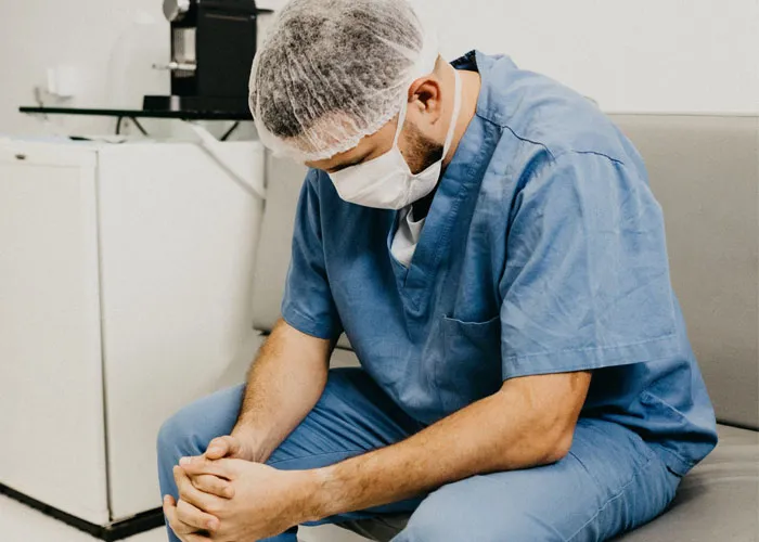 30 People Share Stories About "Professionals" Who Had Some Controversial Opinions