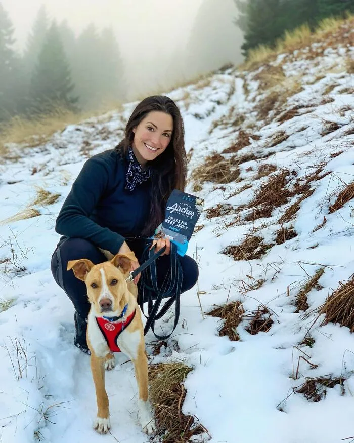 This Stray Dog Followed A Lady On A Hiking Trip And Got Adopted By Her (21 Pics)