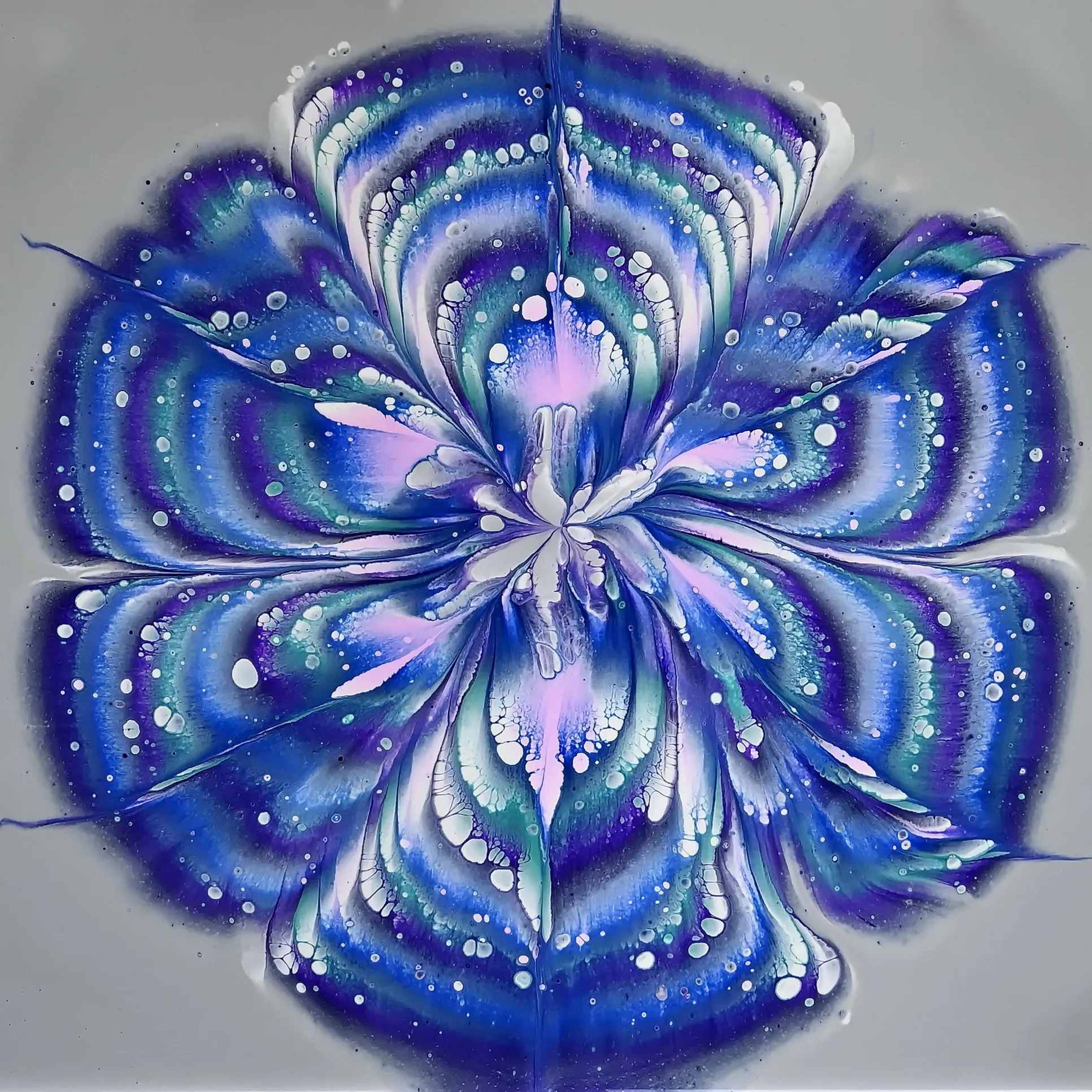 Floetrol And Glue Pouring Medium ~ Reverse Flower Dip ~ Acrylic Pouring ~ Fluid Art Painting