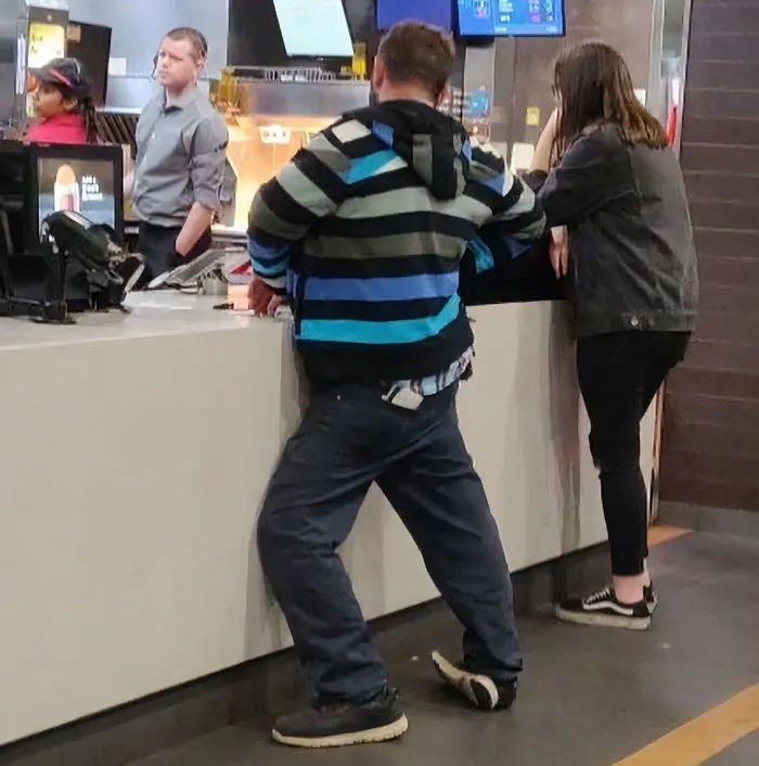 This Instagram Page Is Solely Dedicated To People Standing Weirdly In Public, And Here Are 40 Of The Best Pics