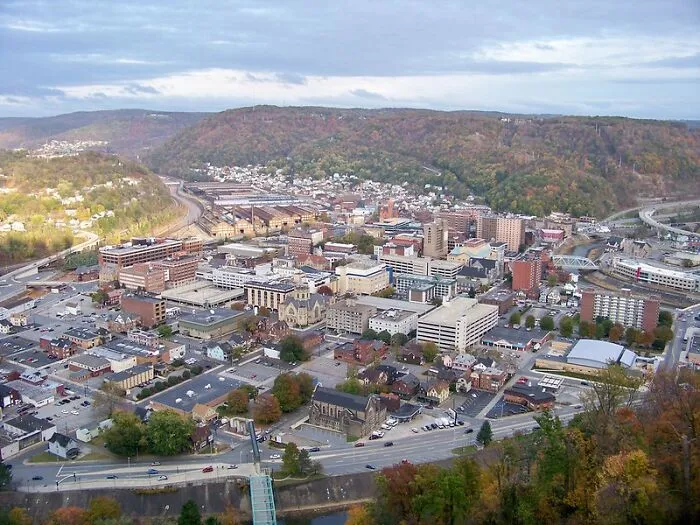People In This Online Group Share The 30 Most Unpleasant-Looking Cities In America They’ve Ever Visited