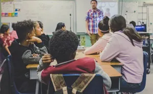 Este profesor pidió a sus alumnos de 1º que compartieran lo mejor que les había pasado en la vida y estas son 11 de las respuestas más conmovedoras