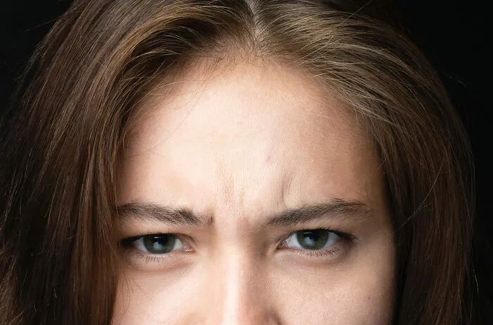 ¿Qué cosas hacen los hombres creyendo que están bien, pero que en realidad son desagradables? 30 mujeres contestan y sus respuestas son preocupantes