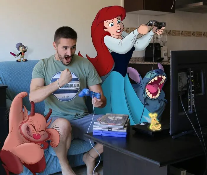 Este hombre sigue colocando personajes de Disney en sus fotos y los resultados son divertidísimos (30 nuevas fotos)