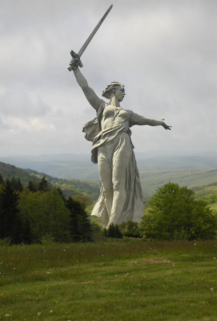 DesignCrowd Challenged Their Community To Change The Location Of Historic Monuments, Here Are 30 Of The Best Submissions