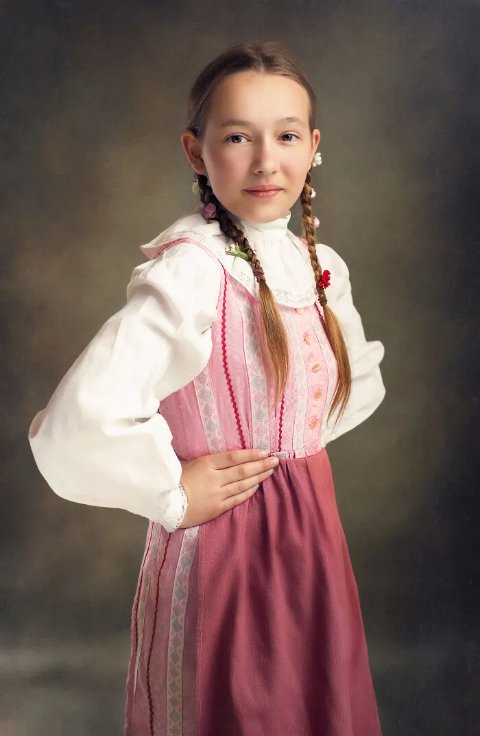 I Capture Beautiful Polish Folklore Costumes In A Painting-Like Style