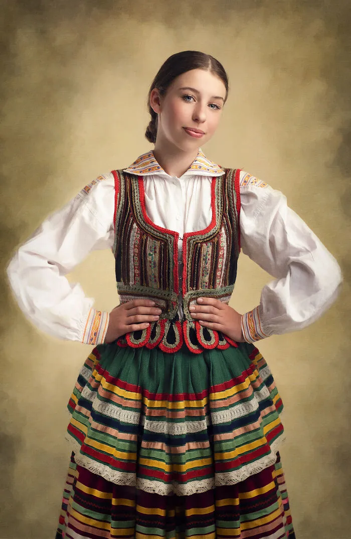 I Capture Beautiful Polish Folklore Costumes In A Painting-Like Style