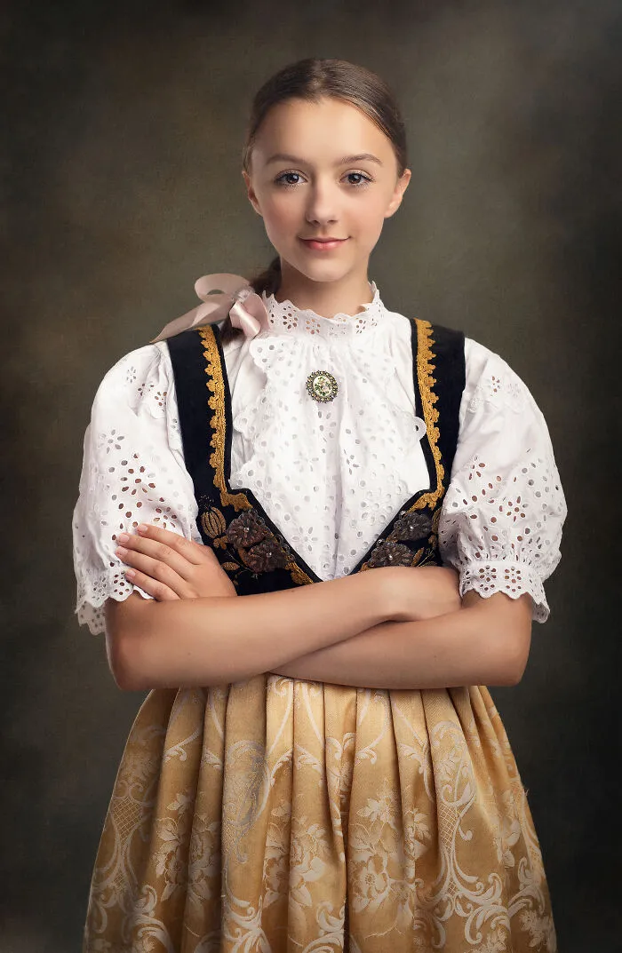 I Capture Beautiful Polish Folklore Costumes In A Painting-Like Style